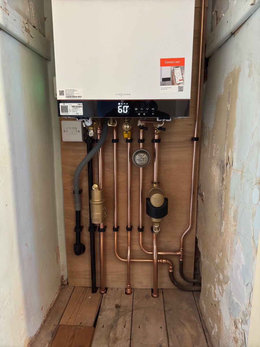 Heating Engineer: Image 6
